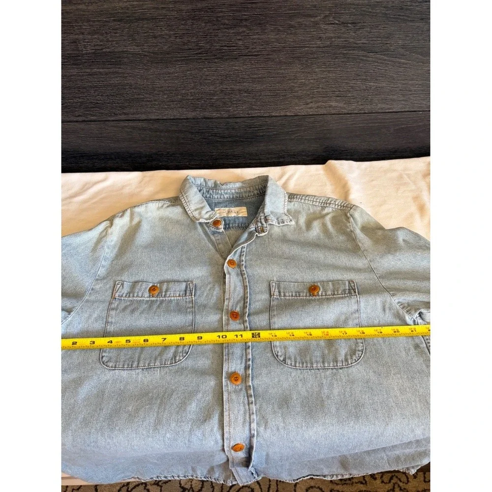 The Great Womens Denim Shirt Blue Long Sleeve Button Down Two Pocket Size L
